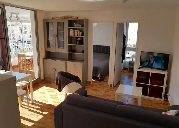 T2 Cabine, Parking Prive, Lave-linge, A 100m Plage, Pour Famille - Fr-1-702-15 Agde